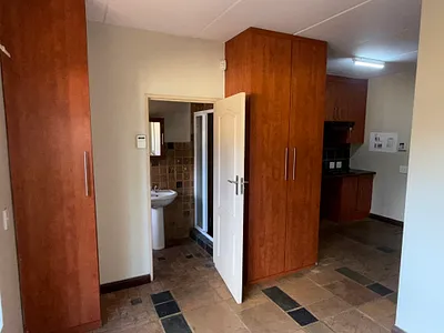 1 Bedroom Apartment To Rent in Potchefstroom - 7gQu.webp