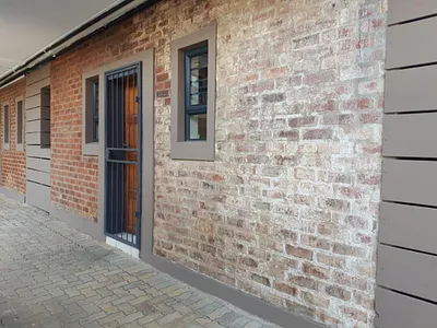 2 Bedroom Apartment For Sale in Potchefstroom - ZTUm.webp