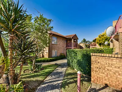 2 Bedroom Apartment For Sale in Pretoria - ynxl.webp