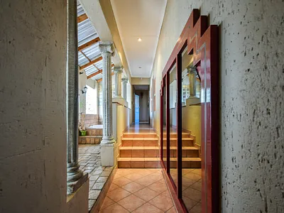 3 Bedroom House For Sale in Pretoria - 9CGE.webp