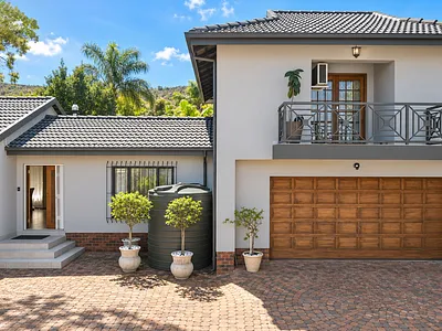 4 Bedroom House For Sale in Pretoria - 6dK8.webp