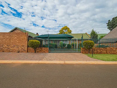 3 Bedroom House For Sale in Pretoria - 34T4.webp