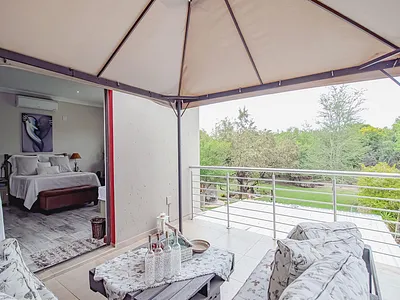 5 Bedroom House For Sale in Akasia - yY8x.webp