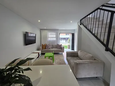 3 Bedroom Apartment For Sale in Akasia - Ryn0.webp
