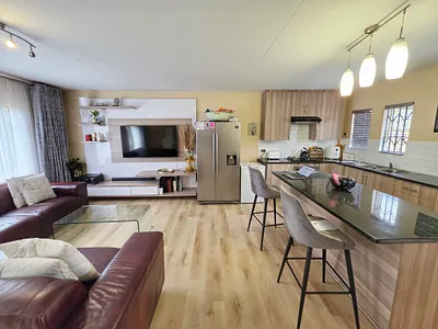 3 Bedroom Apartment For Sale in Akasia - uRf2.webp