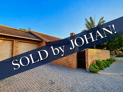 2 Bedroom Townhouse For Sale in Pretoria - YWwW.webp