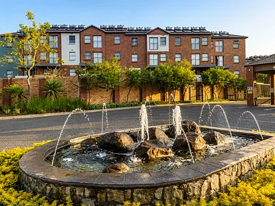 2 Bedroom Apartment For Sale in Pretoria - RrPh.webp