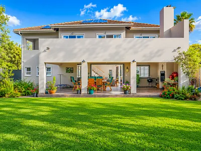 4 Bedroom House For Sale in Pretoria - mCX0.webp