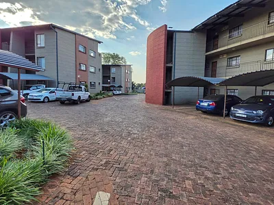 1 Bedroom Apartment For Sale in Pretoria - trPG.webp