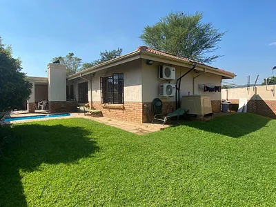3 Bedroom Townhouse To Rent in Pretoria - img