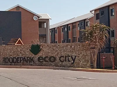 2 Bedroom Apartment To Rent in Pretoria - BH8Y.webp