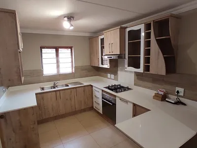 3 Bedroom Apartment For Sale in Pretoria - CtNr.webp