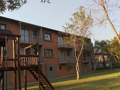 2 Bedroom Apartment To Rent in Pretoria - ycMV.webp