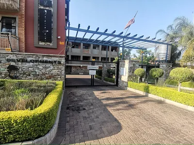 2 Bedroom Townhouse To Rent in Pretoria - sK3S.webp