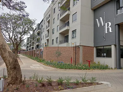 3 Bedroom Apartment To Rent in Pretoria - zD5X.webp