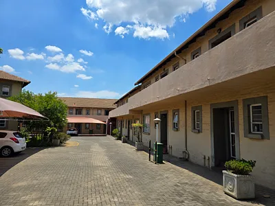 2 Bedroom Townhouse For Sale in Pretoria - KFX8.webp