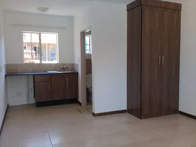 0.5 Bedroom Apartment To Rent in Pretoria - img