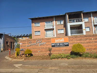 2 Bedroom Apartment For Sale in Pretoria - 5d1z.webp