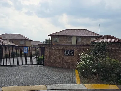 3 Bedroom Apartment For Sale in Pretoria - Xspb.webp