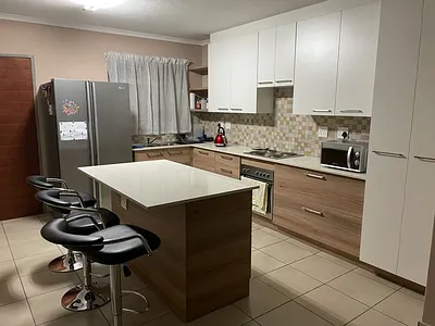 2 Bedroom Apartment To Rent in Pretoria - aFxr.webp