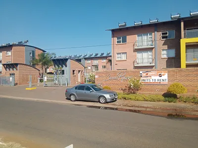 2 Bedroom Apartment To Rent in Pretoria - szEt.webp