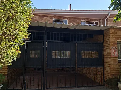 3 Bedroom Apartment To Rent in Pretoria - A3lR.webp