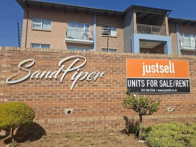 2 Bedroom Apartment To Rent in Pretoria - 6QTj.webp