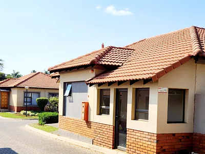 3 Bedroom Townhouse For Sale in Pretoria - H3tu.webp