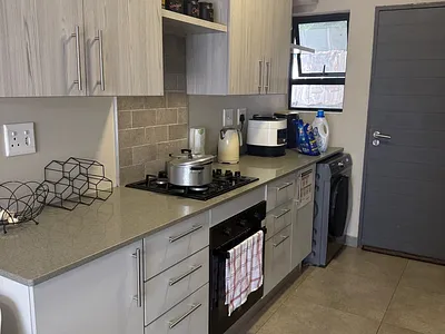 2 Bedroom Apartment To Rent in Pretoria - X9yu.webp