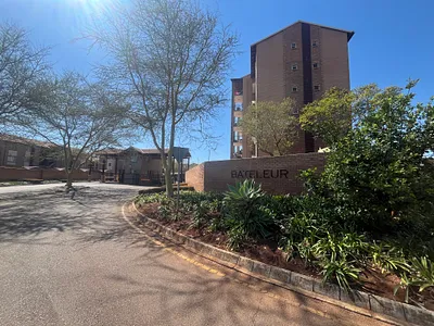 2 Bedroom Apartment To Rent in Pretoria - dqxn.webp