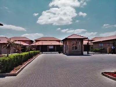 3 Bedroom Apartment To Rent in Pretoria - pew5.webp