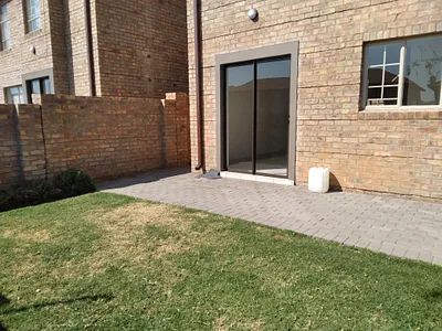 3 Bedroom Apartment To Rent in Pretoria - Nixr.webp