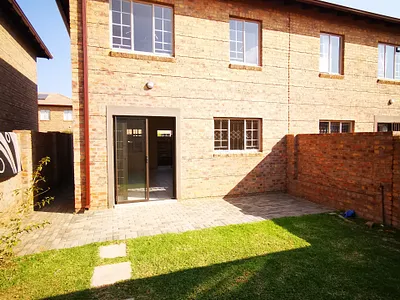 3 Bedroom Apartment To Rent in Pretoria - WNXK.webp