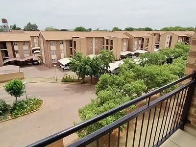 2 Bedroom Apartment To Rent in Pretoria - WyrZ.webp