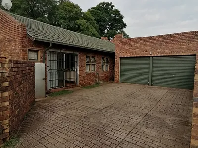 3 Bedroom Townhouse To Rent in Pretoria - TkNe.webp