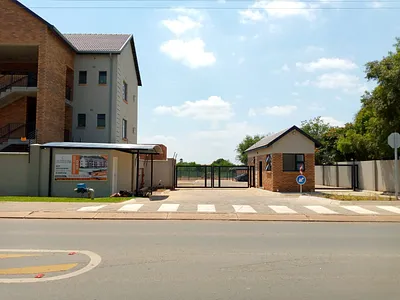 2 Bedroom Apartment To Rent in Pretoria - YMmv.webp