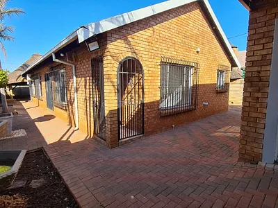 3 Bedroom House To Rent in Pretoria - tmys.webp