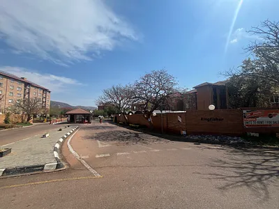 0.5 Bedroom Apartment To Rent in Pretoria - osOB.webp