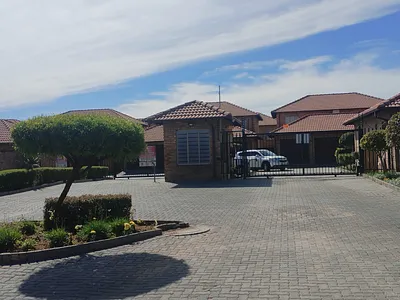 3 Bedroom Apartment To Rent in Pretoria - etmQ.webp