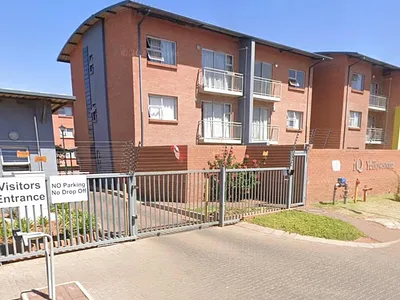 2 Bedroom Apartment To Rent in Pretoria - X9YS.webp