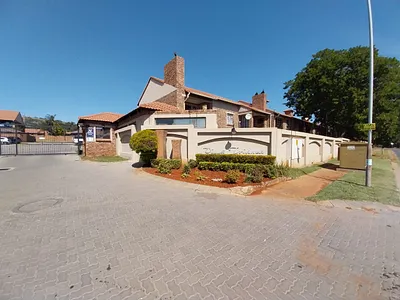 2 Bedroom Apartment For Sale in Pretoria - vfct.webp