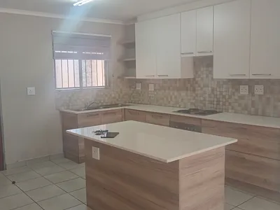 2 Bedroom Apartment To Rent in Pretoria - FpCE.webp