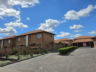 3 Bedroom Apartment For Sale in Pretoria - FuU4.webp