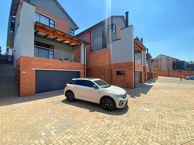 3 Bedroom Apartment To Rent in Pretoria - UeHE.webp