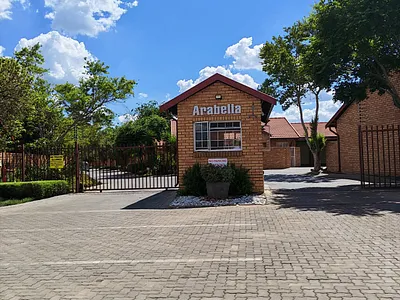 3 Bedroom Townhouse To Rent in Pretoria - W8Lk.webp
