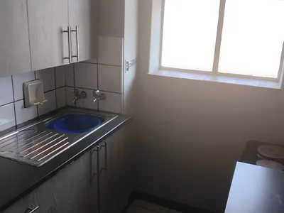 1.5 Bedroom Apartment To Rent in Pretoria - 2ZHv.webp