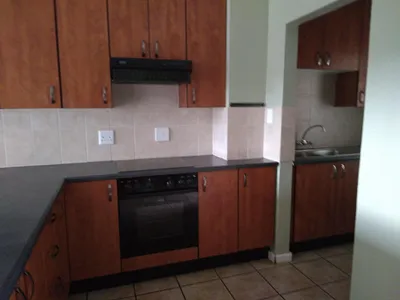 2 Bedroom Apartment To Rent in Pretoria - 3AXW.webp
