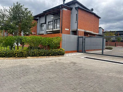2 Bedroom Apartment To Rent in Pretoria - H3vg.webp