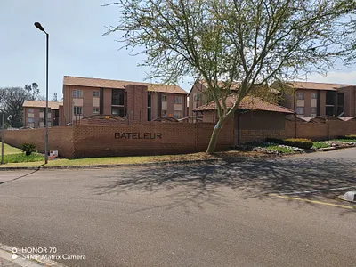 2 Bedroom Apartment To Rent in Pretoria - img