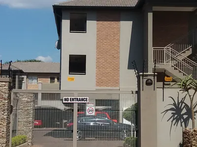 2 Bedroom Apartment For Sale in Pretoria - 6hhP.webp